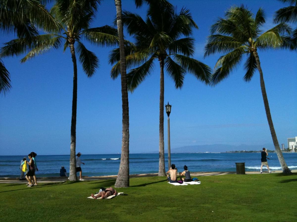 Waikiki Banyan, Pool, Parking, Sauna, Jacuzzi, WiFi, BBQ, AC, Honolulu Bagian luar foto